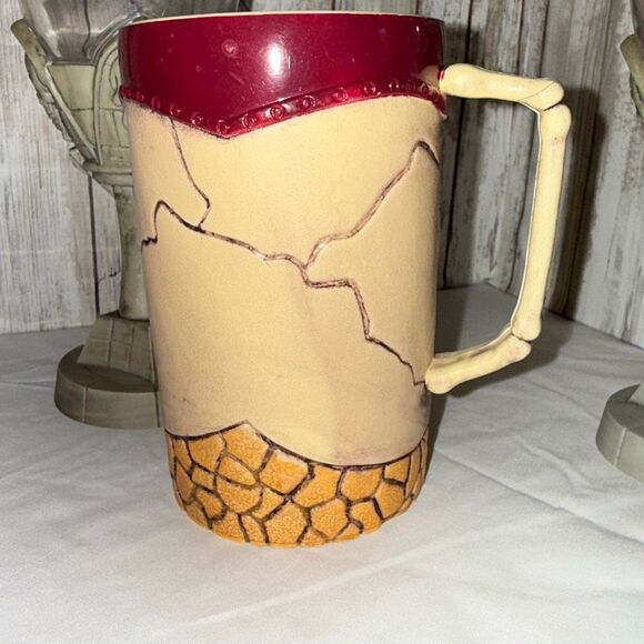 Gothic Skull Mug & Chalice Set | Halloween Pirate Drinkware Trio | Resin & Ceram - Picture 5 of 13